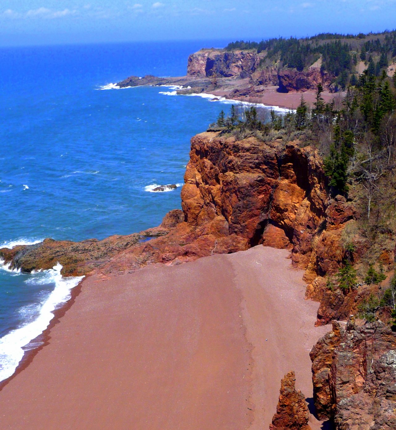 Advocate Harbour Charming gateway to Cape Chignecto Park